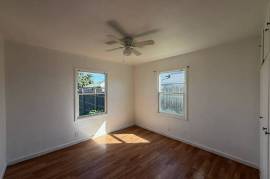 $ 1,200, ADORABLE 1 BEDROOM 1 BATH