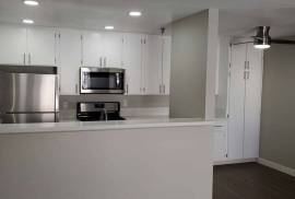 $ 1,915, Enjoy our beautiful landscaped community! 1 bed, 1 bath! 550 Sq Ft!
