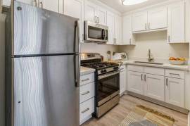 $ 3,020, 2Bed, 1 month free rent, In-Unit Washer/Dryer, Green Community
