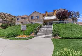 $ 2,724, 3 bedroom, Private patio/balcony, $1500 OFF call Today!