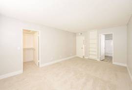 $ 2,733, 1BD/1BA Gorgeous Apartment Homes!!