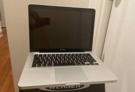 Macbook Pro 13.3 inch (2010)