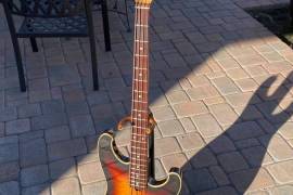 1984 Ibanez Roadstar Bass RB920 Model