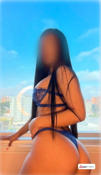 Latina Caliente con un Cuerpo de Modelo??, 1698 w Diego Rd, Naperville IL, 60563