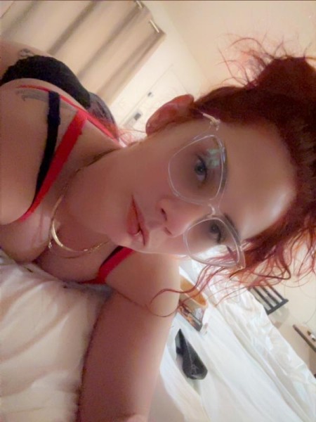 Cum relax with me?sexy redheaded milf♥️?, Kansas City