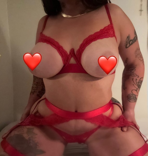 What Are U Waiting For?? AVAILABLE NOW❤️, Northwest omaha