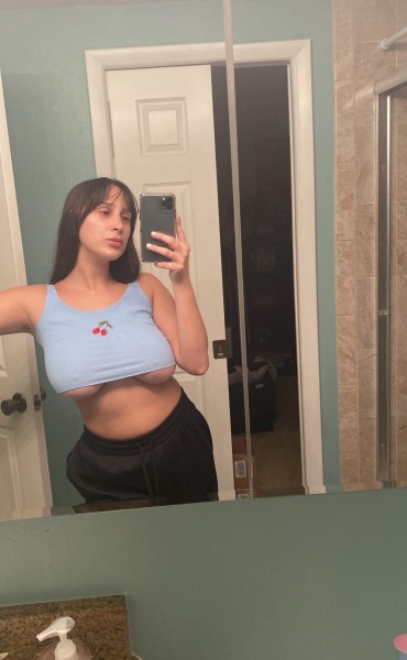 I’m available for both incall or outcall service , Ask