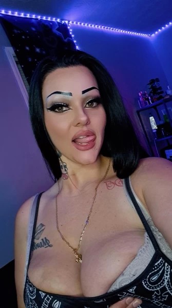 CURVY PLUS SIZED TATTED SINGLE MILF, ATLANTA,GA