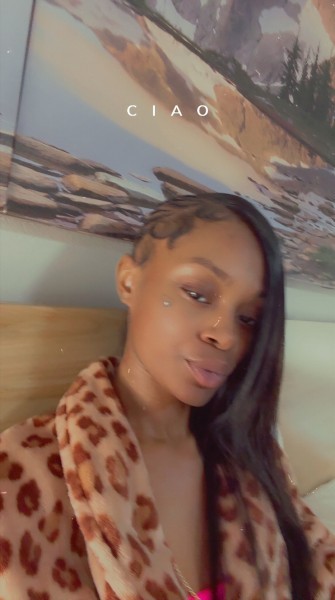 Sexy ebony—— The Queen of things <3 a time with me is a dream cum true!, S. Tacoma Way