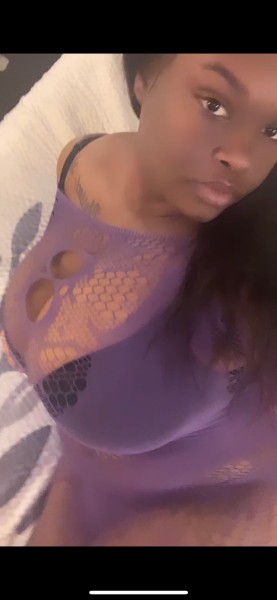 NEW IN TOWN ? AVAILABLE INCALL OUTCALL, Oxon Hill 