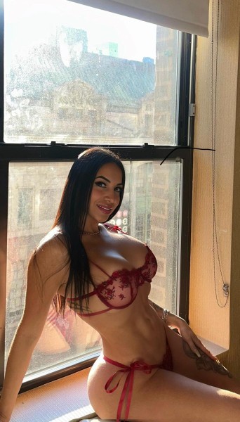 Gorgeous Sexy Sharon , Colonial Blvd