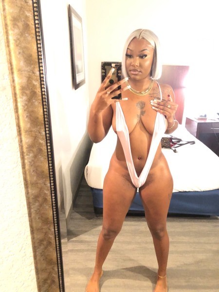 ???????? ????????? ✨SEXY CARAMEL GODDESS ✨ᗴ᙭TᖇᗴᗰᗴᒪY SKIᒪᒪᗴᗪ✨ , Brandon