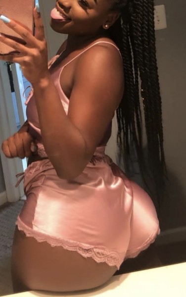 HoneyBella, Memphis/Mississippi/WestMemphis