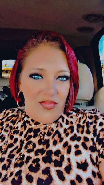 Pretty thick green eyed sexy lady ready for some fun ??, I am in Memphis tn y’all can’t wait to have some fun 