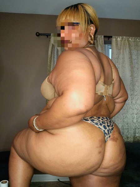 OUTCALLS ONLY - Tight & Pierced BBW Available to Come to You, Northeast Philly