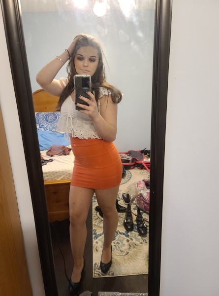 I’m available for hookup 24/7 I do Incall and outcall, Las Vegas, Oregon, LA, Tampa, Richmond, Danville, Winchester
