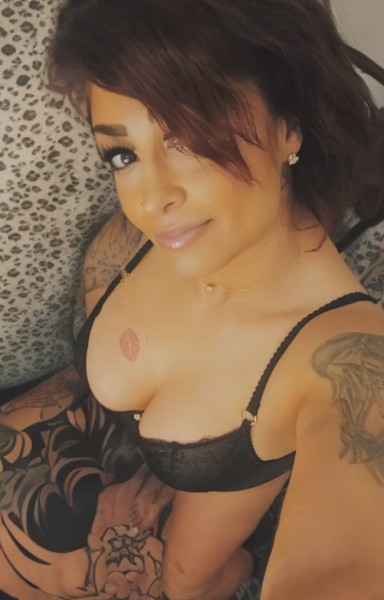 ?The Ultimate Girlfriend ExXxperience!!?, Audelia Road 