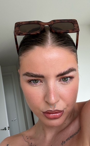 I’m  down for FACETIME SHOW ,masturbating video,custom nudes and both incall and outcall for meetup, Apartment 