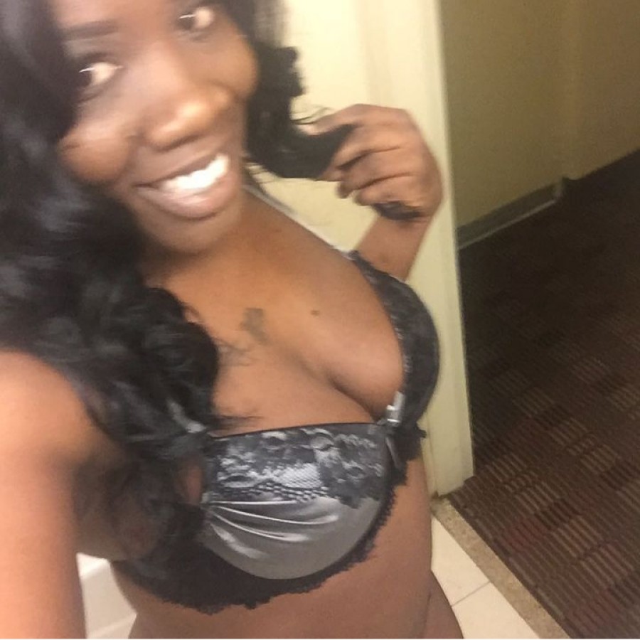 Sexy chocolate drop ???? new in town , incalls, outcalls , Charlotte 