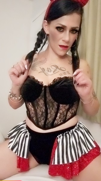 ? AVAILABLE NOW...CUM PLAY...WHO WANTS SUM CANDY ??, Murray area