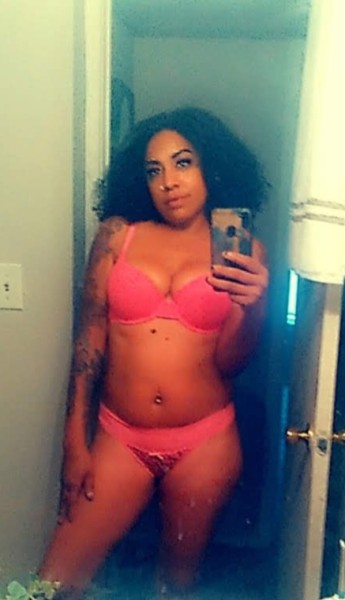 Sexxxy mixed babe available 4 incall/outcall, 71st and Riverside areà