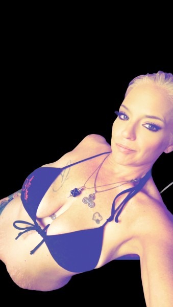 Sexy experienced MILF, Glendale but will travel 
