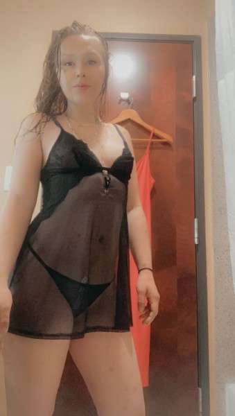 AVAILABLE NOW ✨INCALL, Outcall, & Car Date ✨ COME PLAY WITH ME? OPEN MINDED ✓ Fetish Friendly ✓✓?Shaved, WET, & TIGHT??FREAKY?, Downtown Sacramento & East Sacramento 