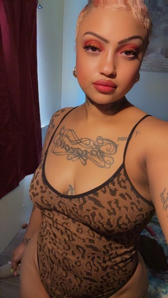 Poisonn_ivee the exotic queen, Glendale 