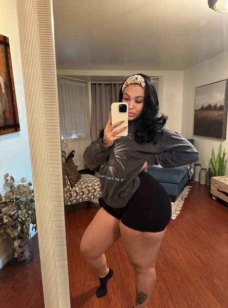 25 F4M For gentlemen who appreciate the finer things: elite relaxation experience, exclusive content, and personalized sessions. X: Bellareal44 Telegram: veronicae10, Bronx 