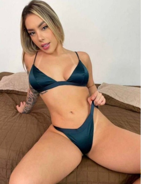 Hot Venezuelan I only accept cash , USA