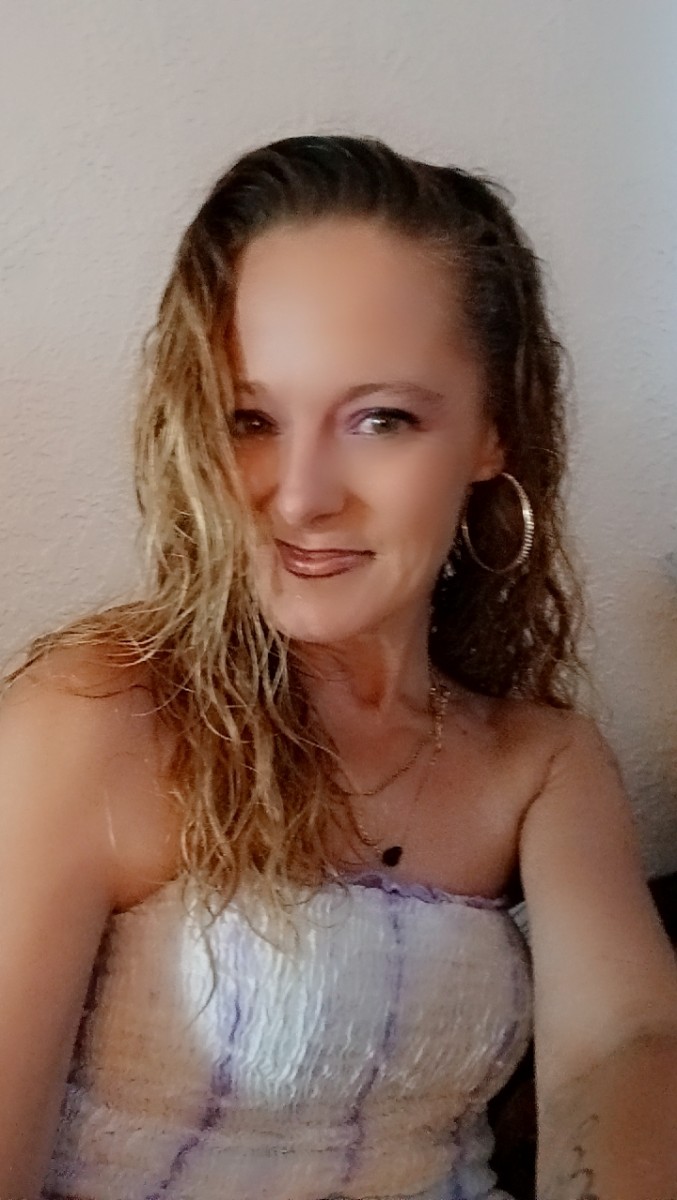 CALL ME  IF YOU WANT TO  FEEL GOOD(854)237-4641?, 3d North