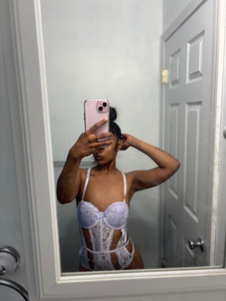 FOREIGN WET PUSSY, Outcalls FOREIGN WET PUSSY, Outcalls