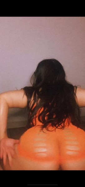 Come have fun w me , Sea world Ingram marbach  Come have fun w me , Sea world Ingram marbach