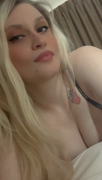 ur new fav petite & sweet blonde hottie Sky Marie , Near airport 