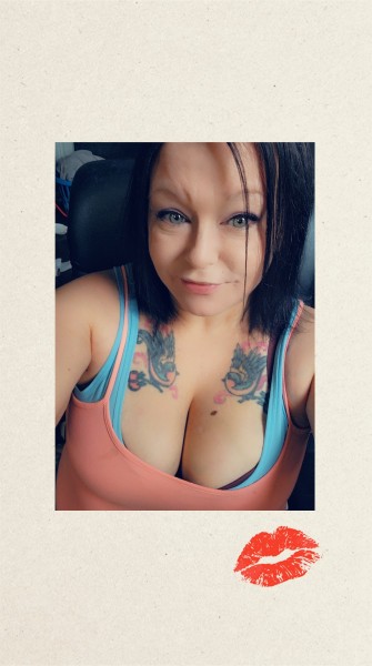 Curvy cutie Who aims to please! ???, Elyria 