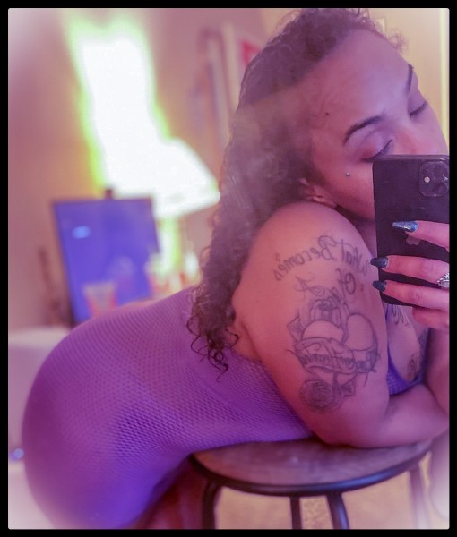 sexxi mixed puerto rican baddie!!!! with super throat!!, surrounding areas