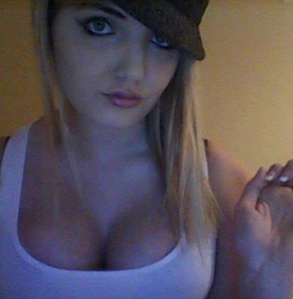 HOT NEW BLOND YOUNG BOMBSHELL , bolingbrook 