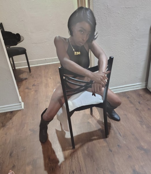 Everything you been looking for in a bite size package , 35 NW highway 